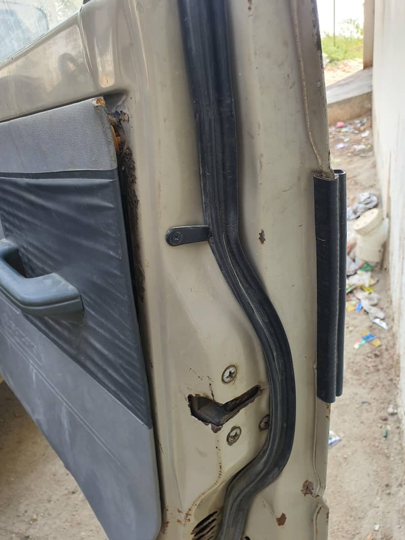 Suzuki Mehran Plus Model. 2000 17