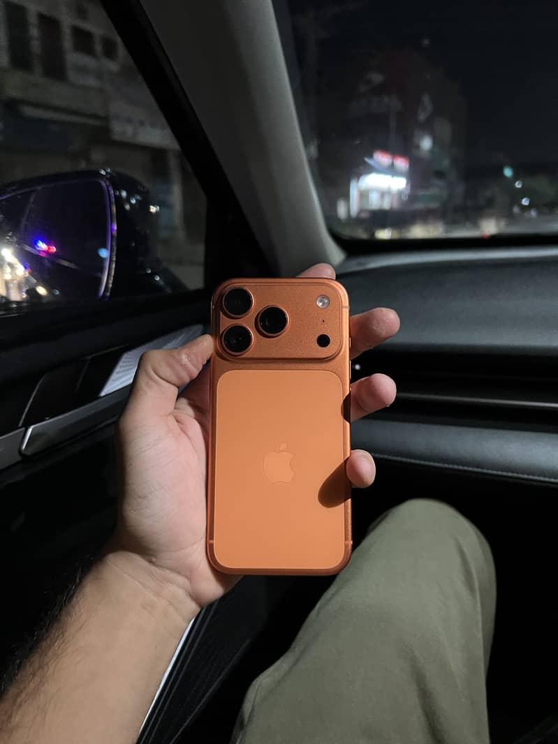 Apple iPhone 17 Pro 0