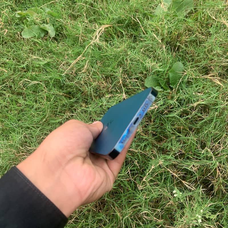 Apple iPhone 12 Pro Max 5