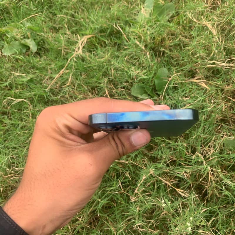Apple iPhone 12 Pro Max 6