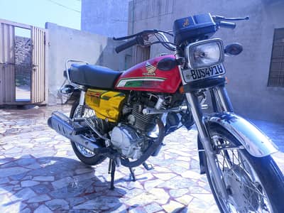 Honda 125 self start good condition