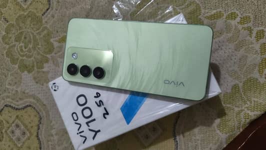 Vivo Y100