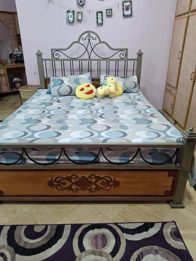 Iron Bed|Double Bed| Qeen Bed| Bed set| Bed with Mattress|