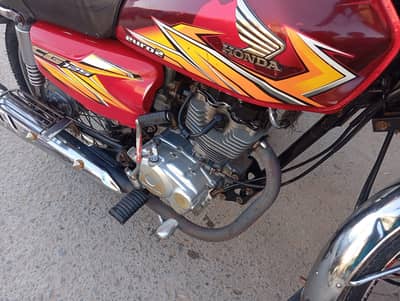 Honda CG 125 2021 Red Colour