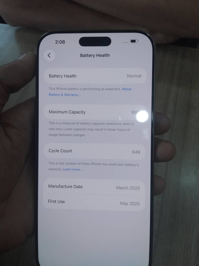 Apple iPhone 16 Pro Max 0