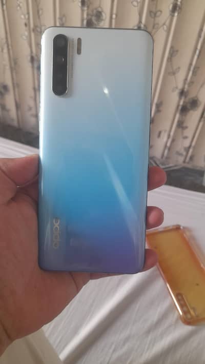 OPPO F15