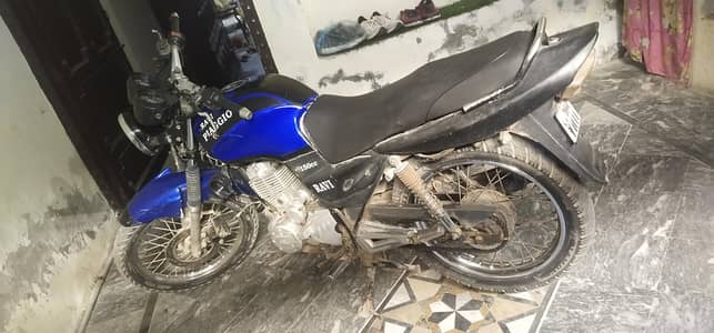 Ravi piaggio 125