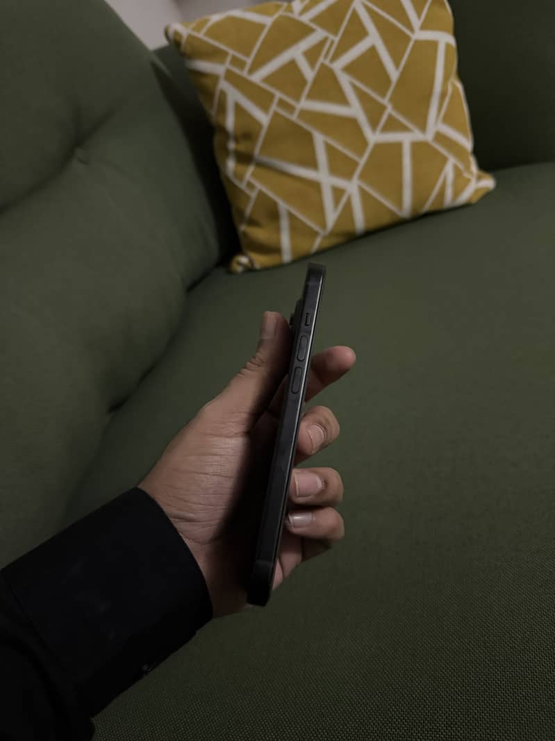 Iphone 15 jv 6
