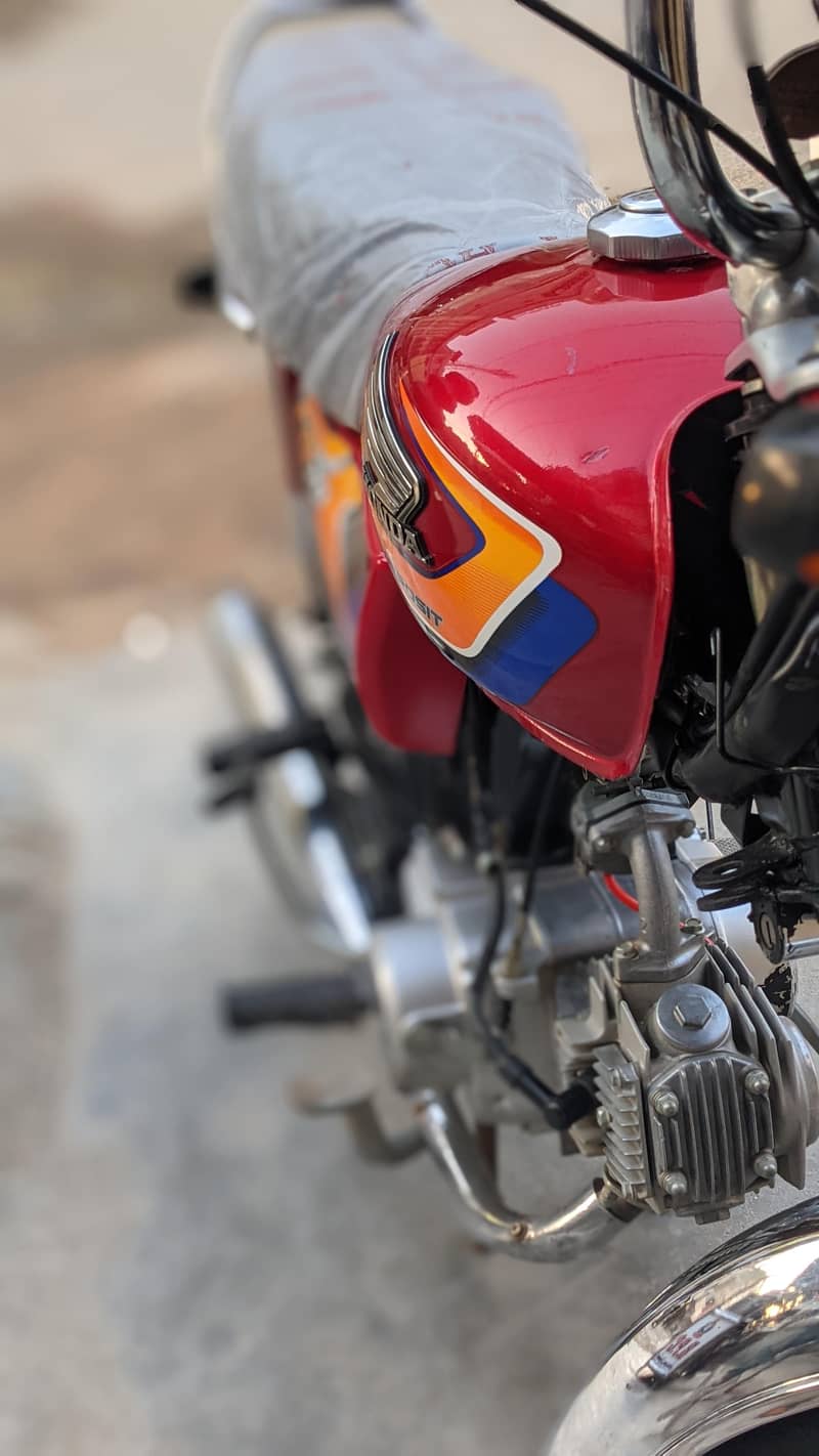 Honda cd70 14