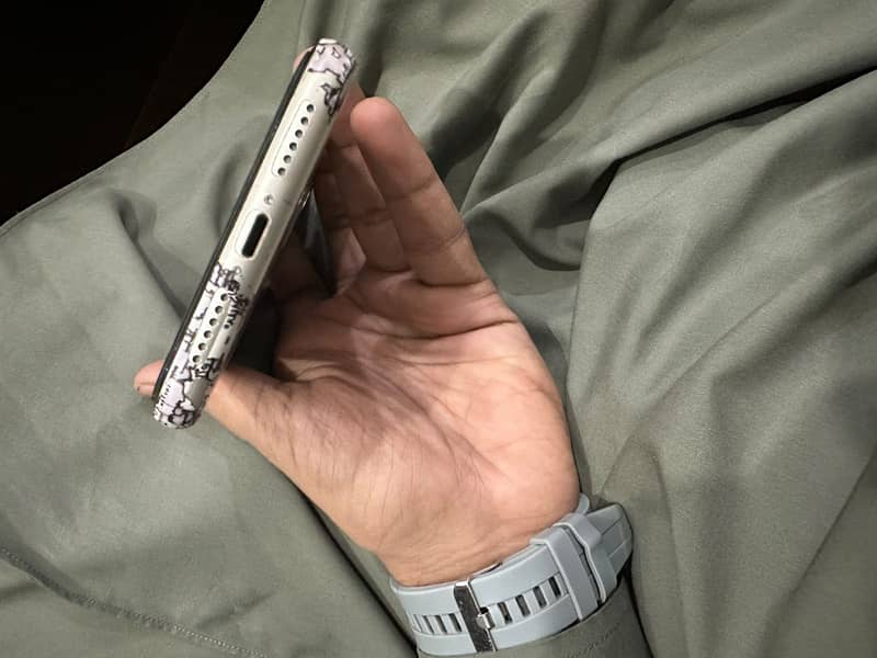 Apple iPhone 11 6