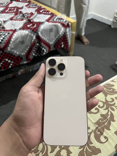 Apple iPhone 16 Pro Max