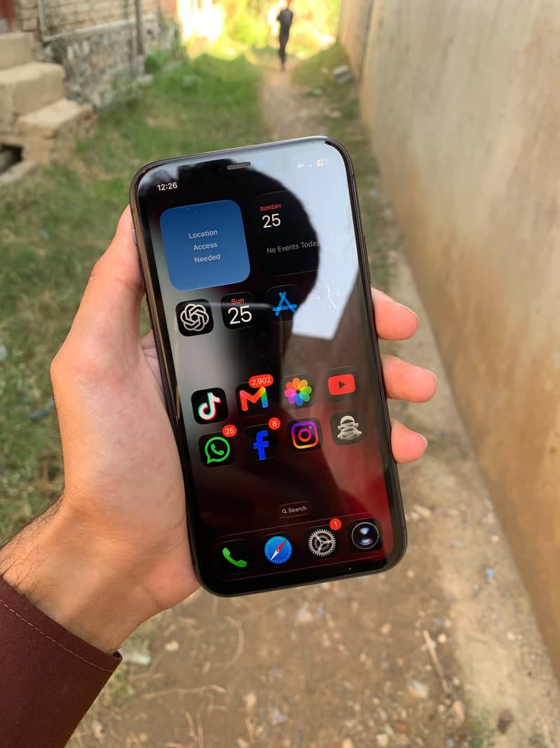 iPhone 11 1