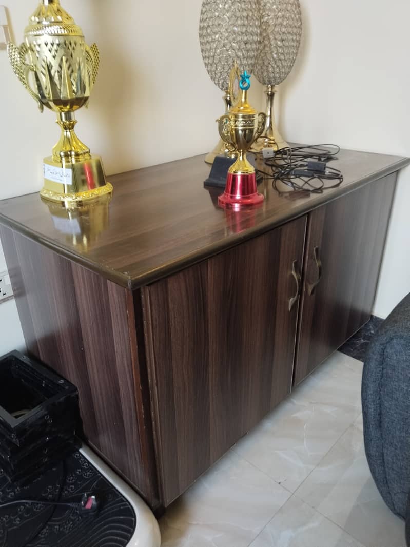 Iron Table with cabinets 2