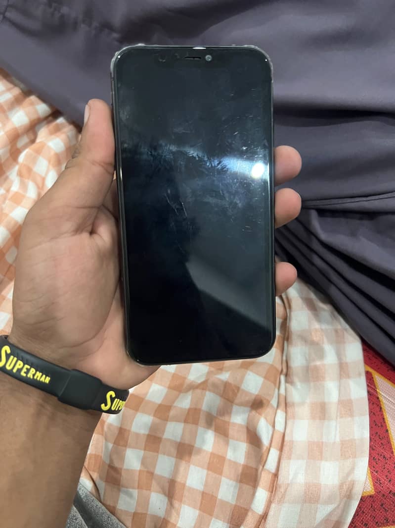 Apple iPhone 11 2