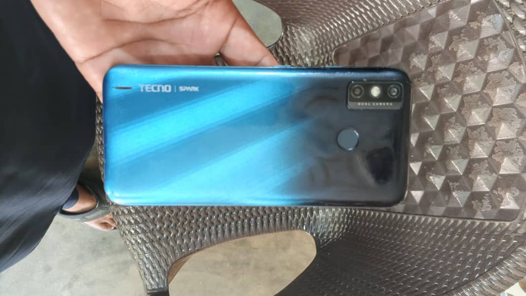 Tecno Spark 6 1