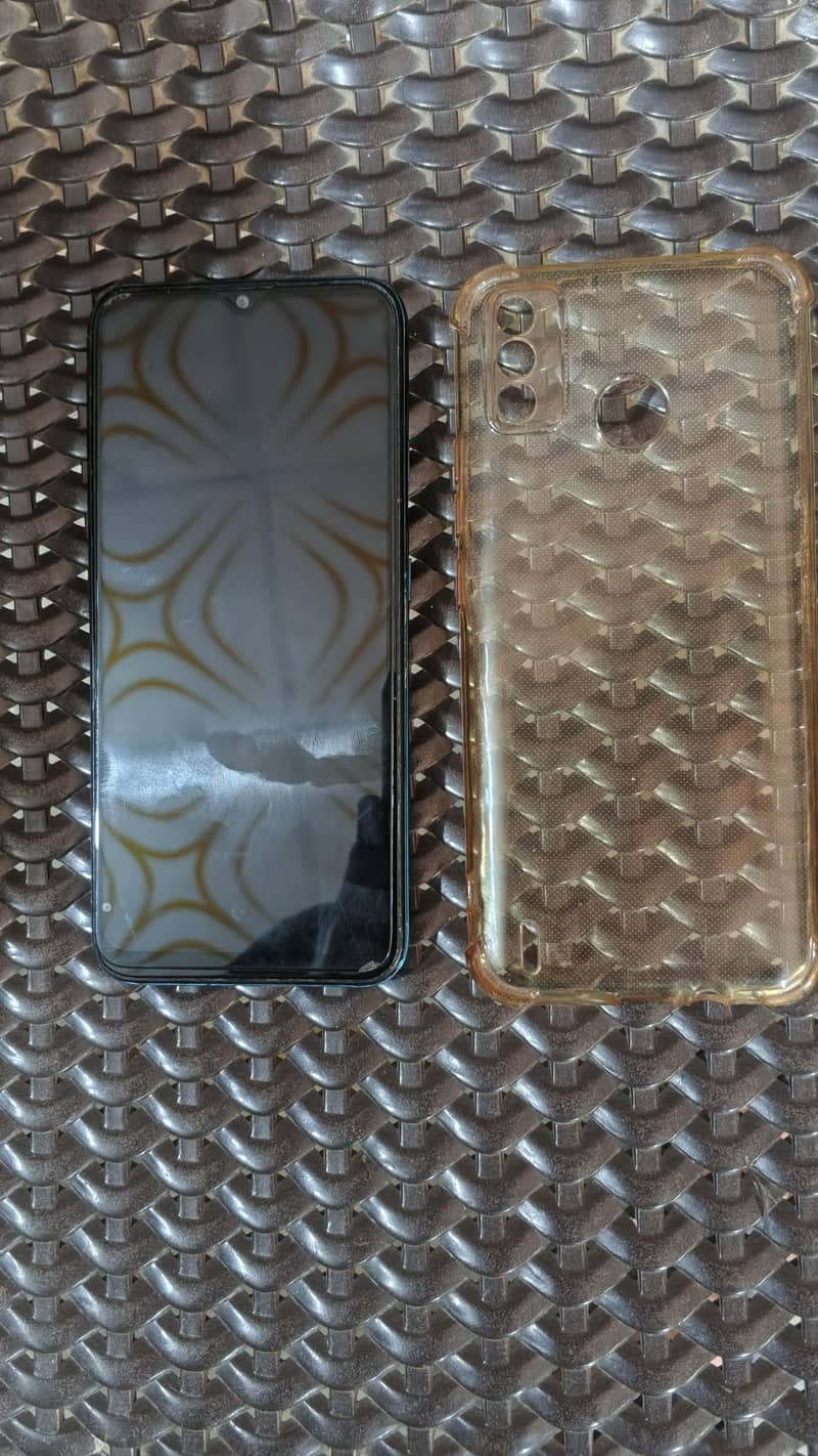 Tecno Spark 6 3