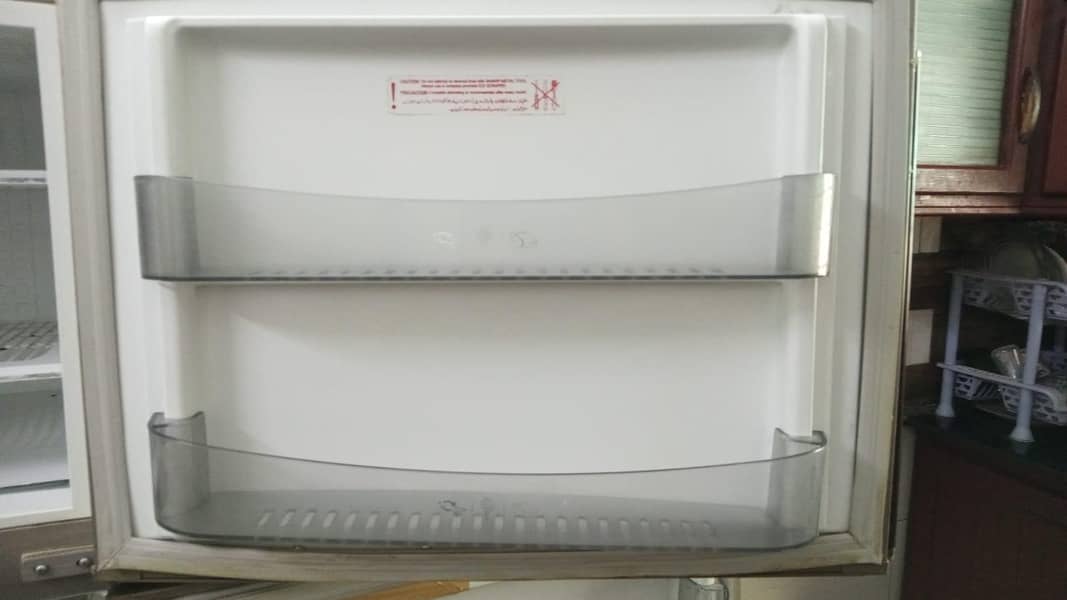 PEl refrigerator 3