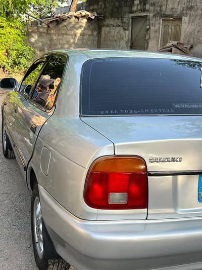 Suzuki Baleno 2001