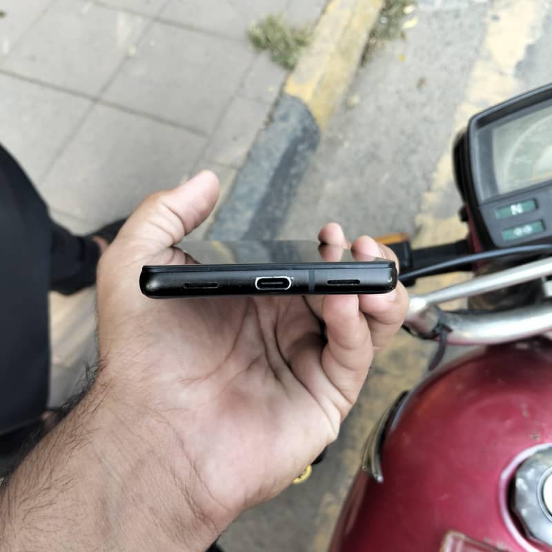 Google Pixel 6a 3