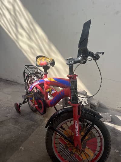 Morgan cycle 7sa8 saal ka bacha ka leya