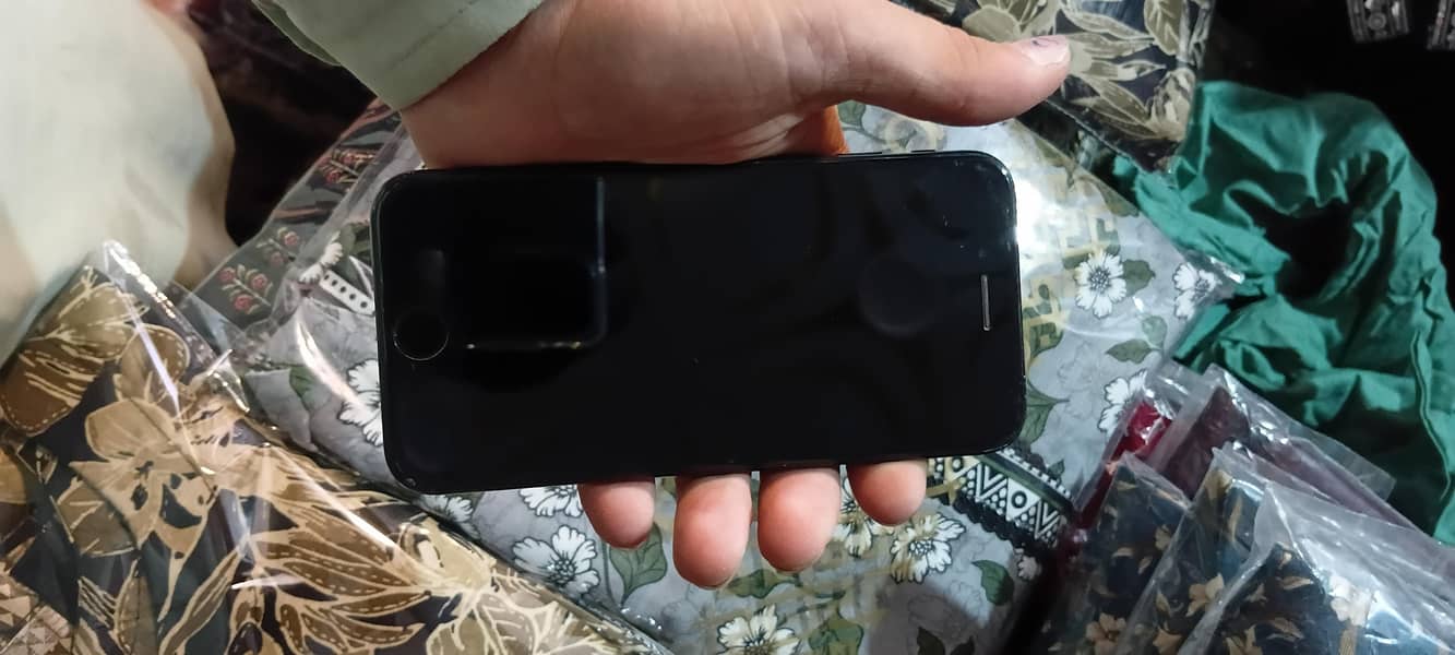 Apple iPhone SE 2