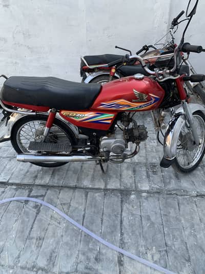 Honda cd 70 2020 (0344-2449006)