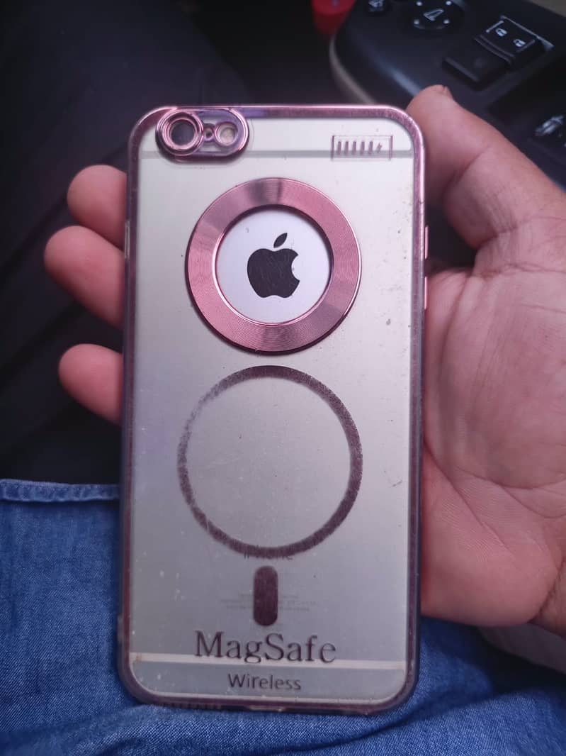 Apple iPhone 6S Plus 4