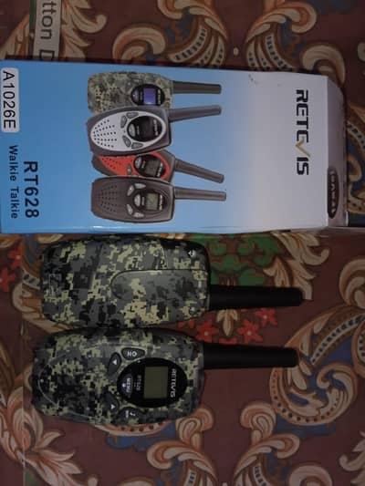 premium walkie talkie with upto 1000 meter range
