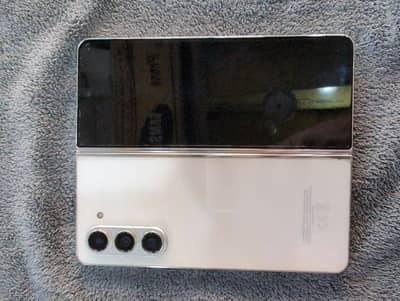 Samsung Mobile Z Fold 5.12Gb/512 Non PTA