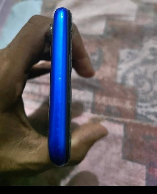 Realme 5i 3