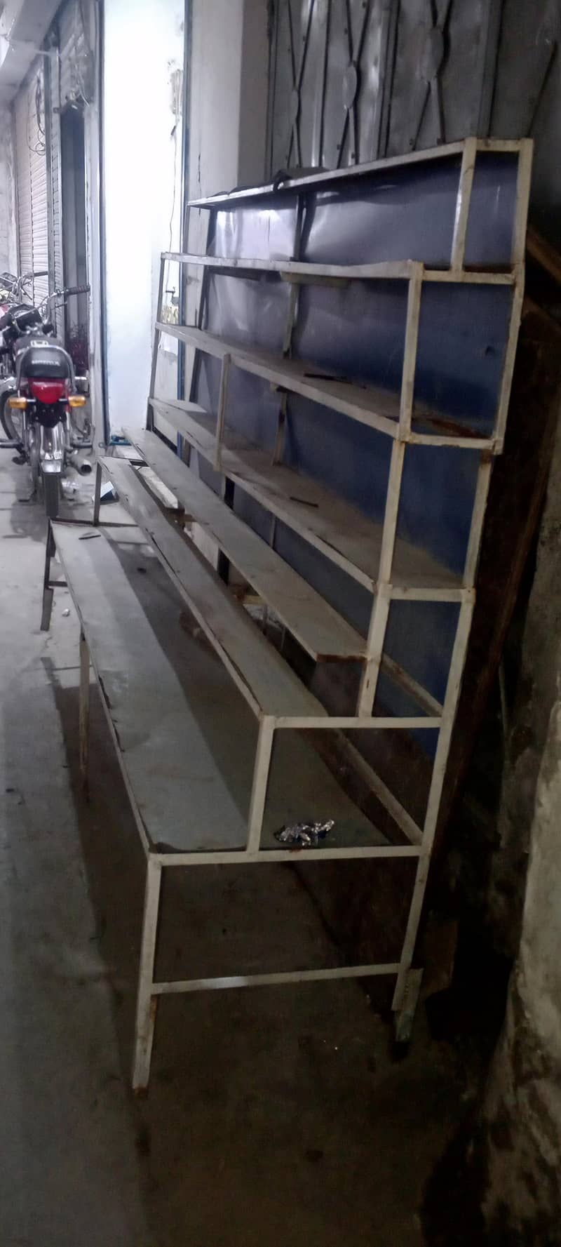 stand 2