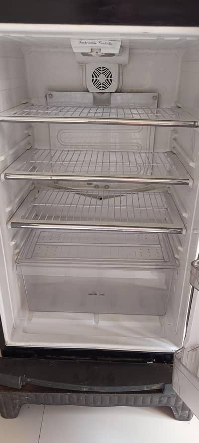 Dawlance refrigerator