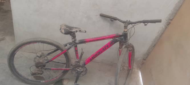 Morgan mountain bike 7 BACK GEAR AND 3 FRONT GEAR