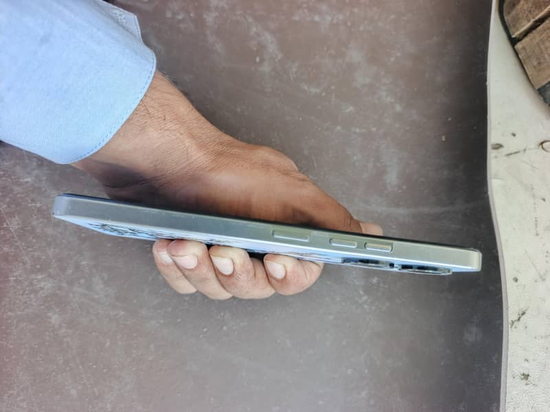 Tecno CAMON 20 1