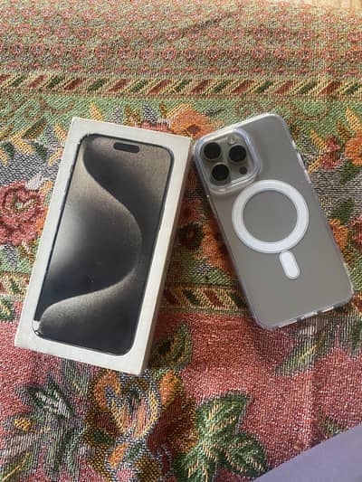 Apple iPhone 15 Pro Max (512GB)