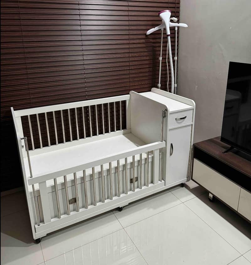 baby cot 0