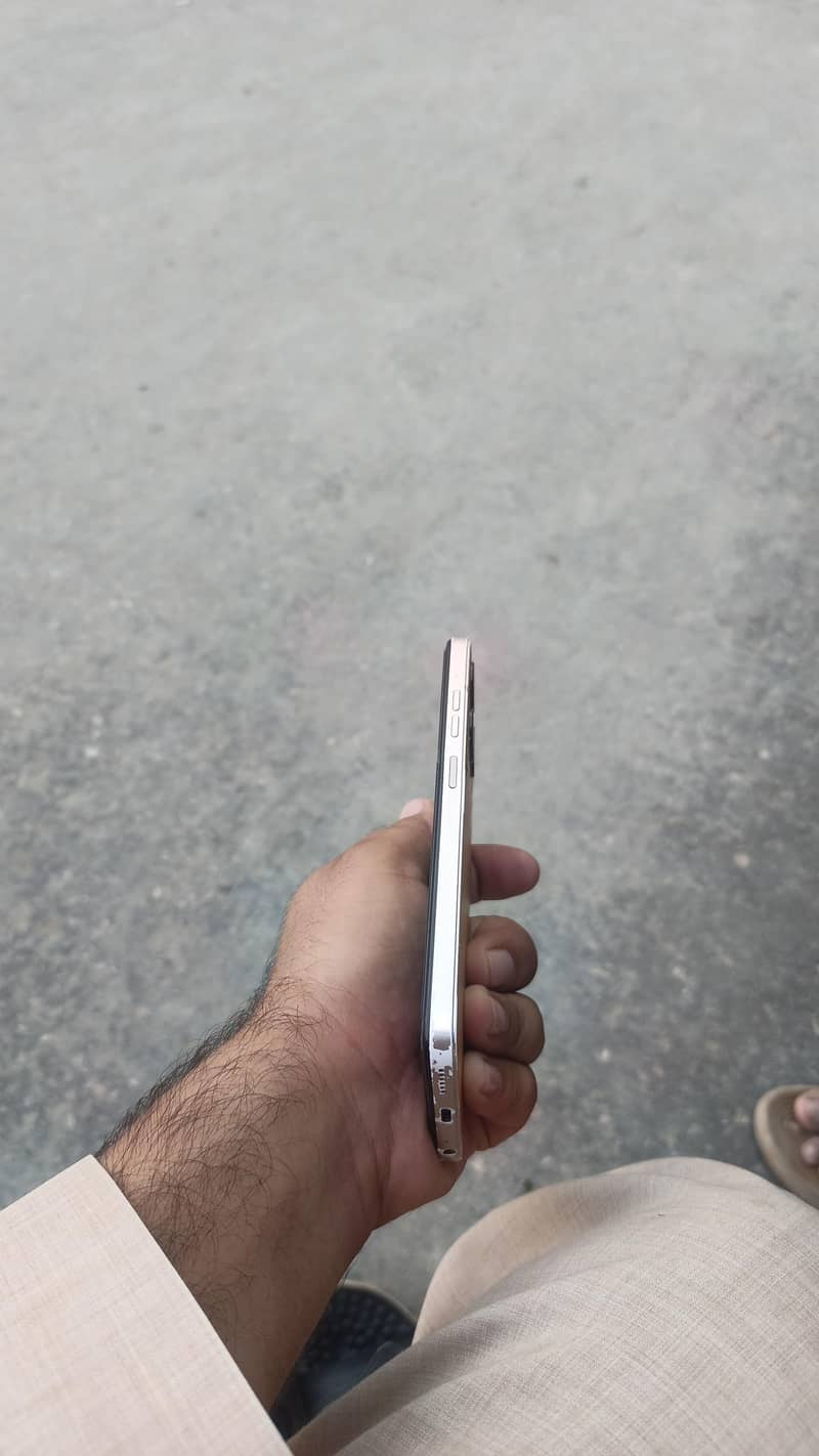 Tecno Spark 10 3