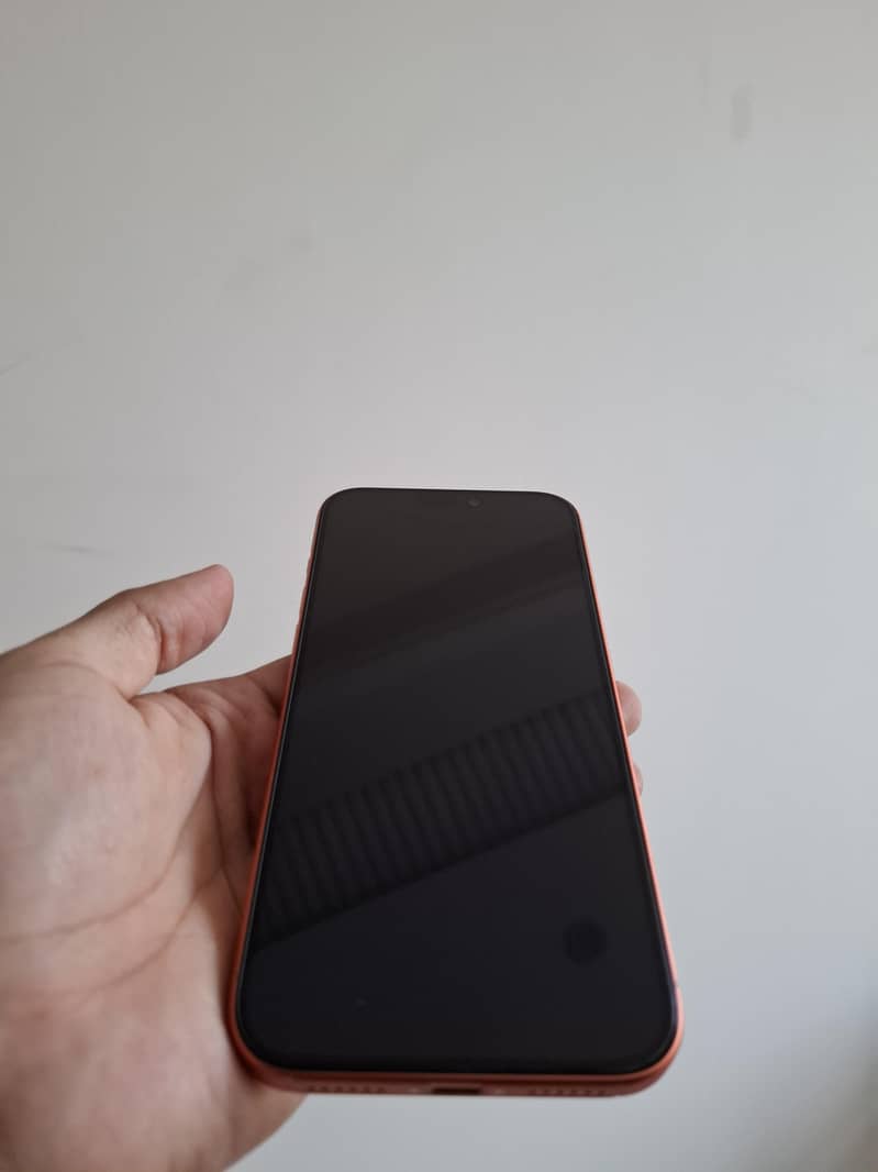 Apple iPhone 17 Pro Max 5