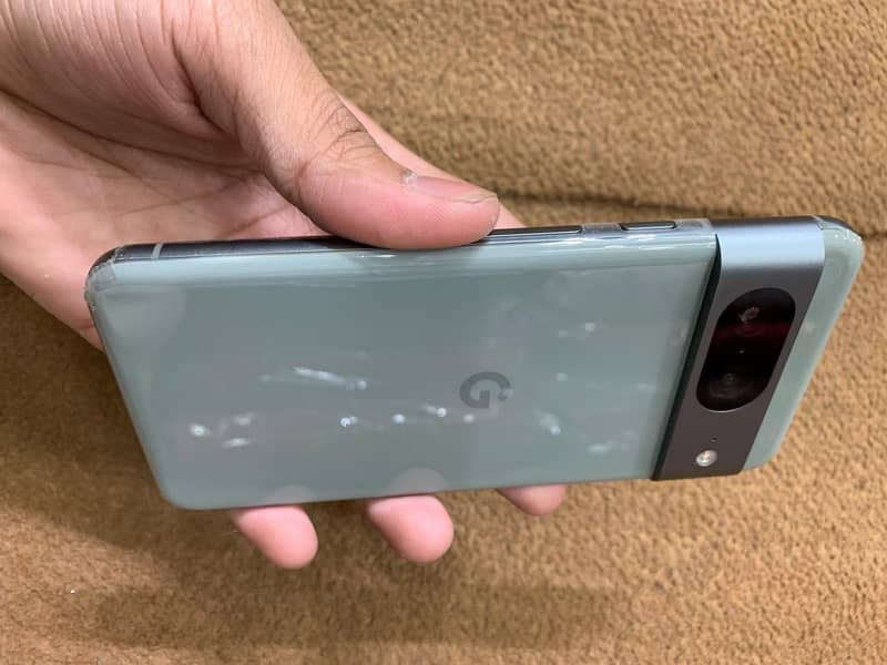 Google Pixel 8 0
