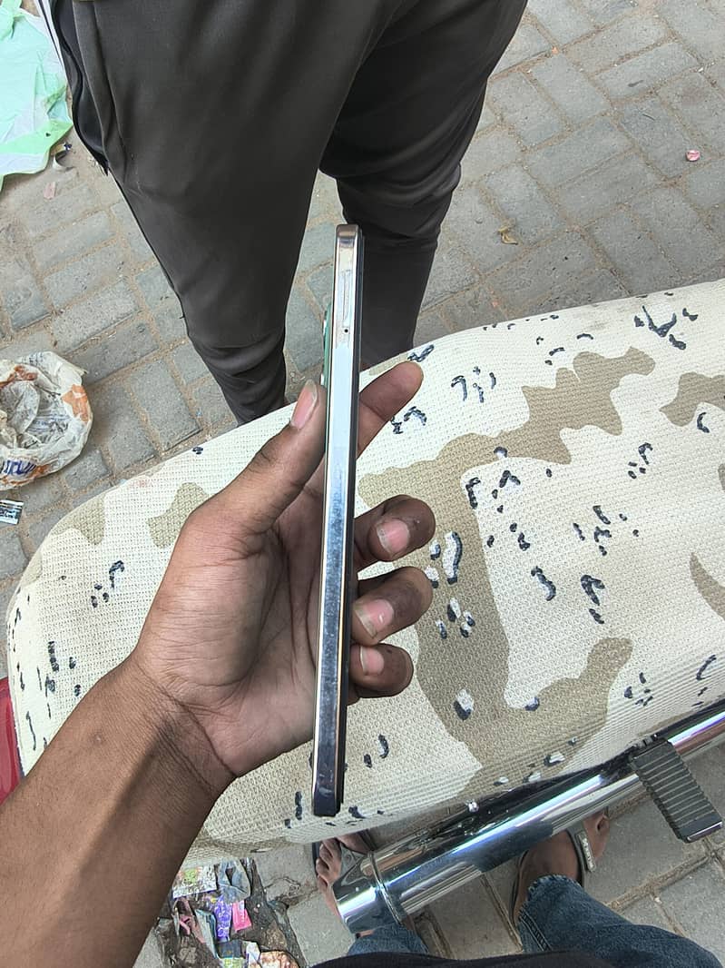 Tecno SPARK 30 Pro 2