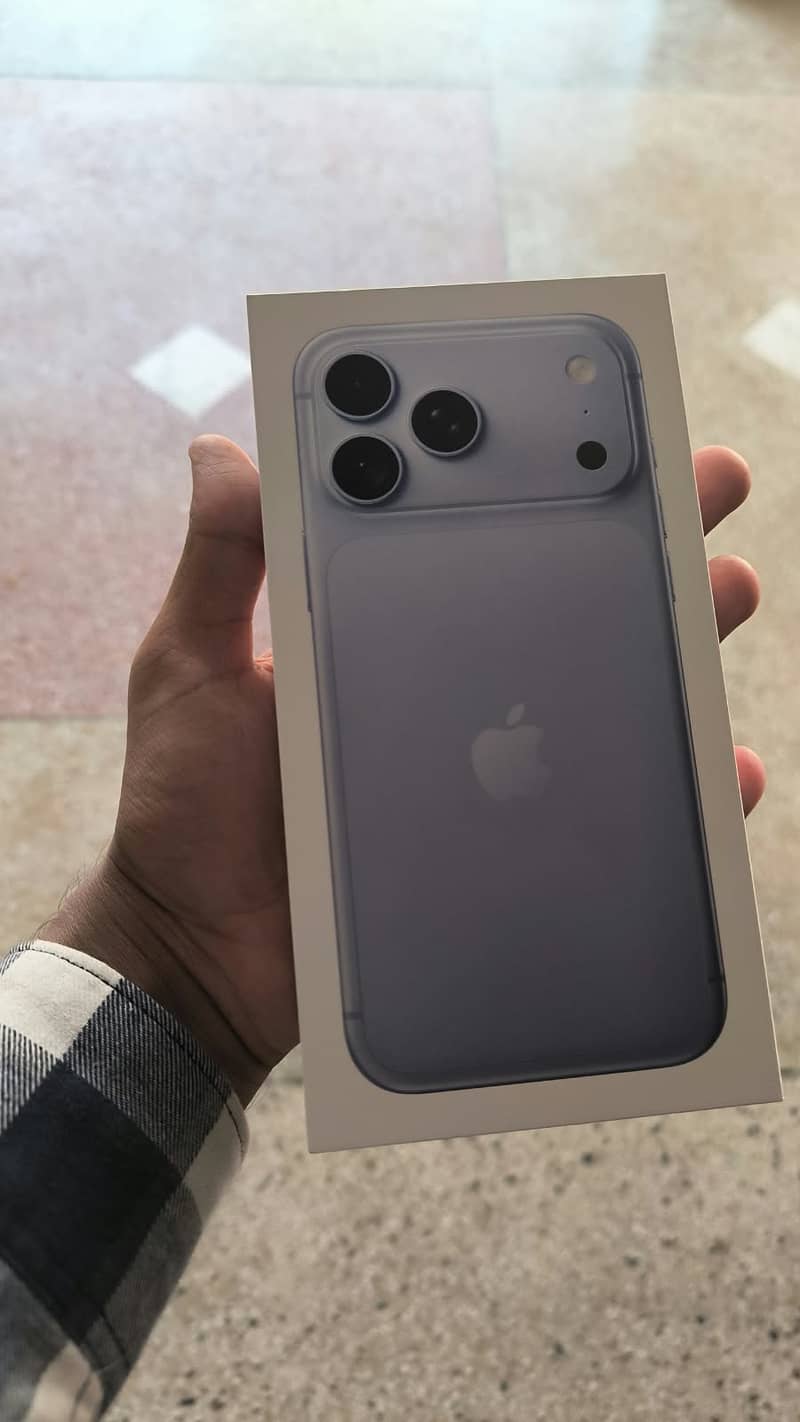 Apple iPhone 18 Pro Max 0