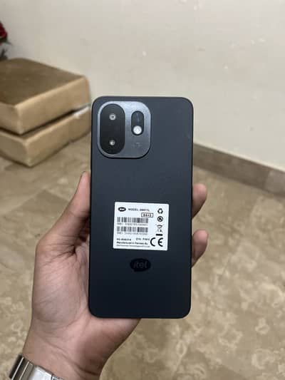 Itel A100C 2+4gb ram 64gb memory  just box open