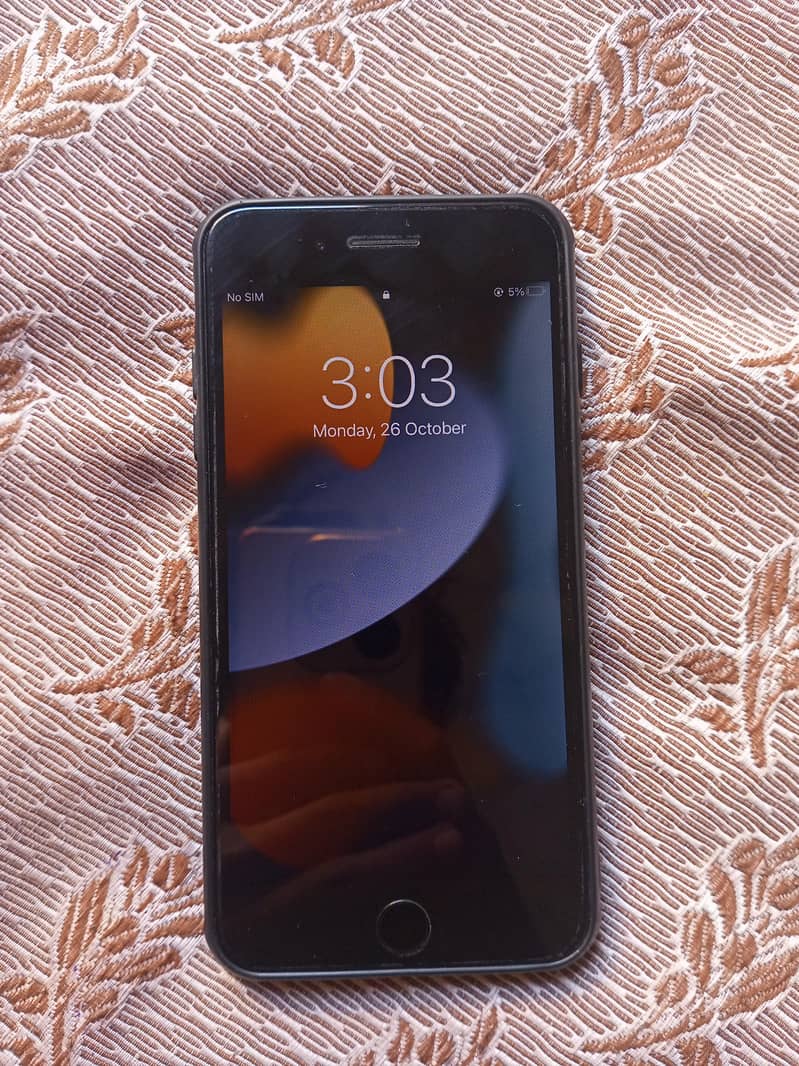 Apple iPhone 7 Plus 2