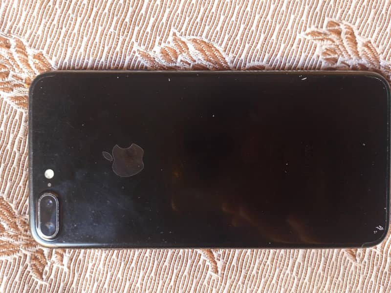 Apple iPhone 7 Plus 5