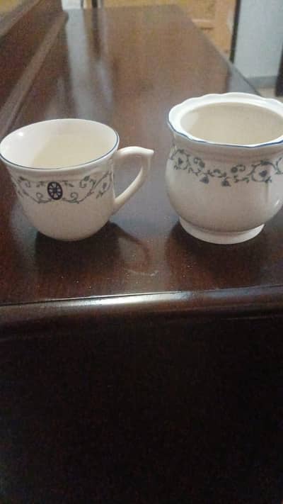 Unused Royal of london dinner set