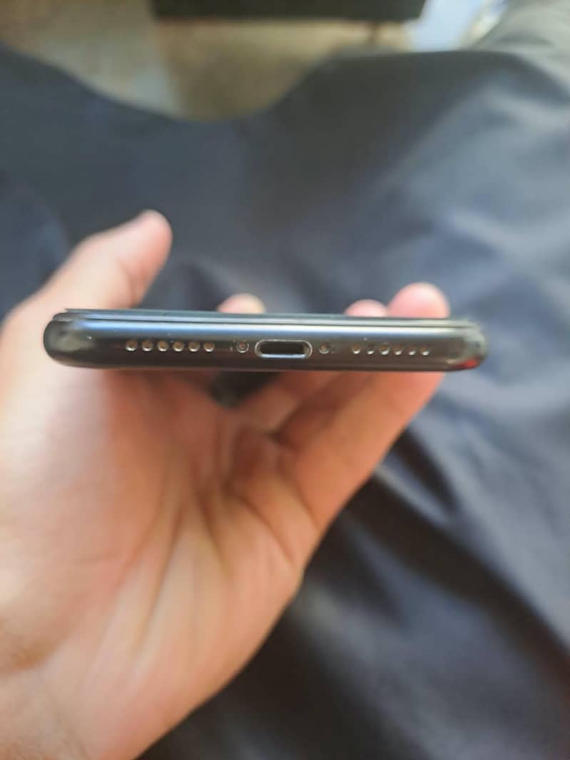 Apple iPhone XR 2
