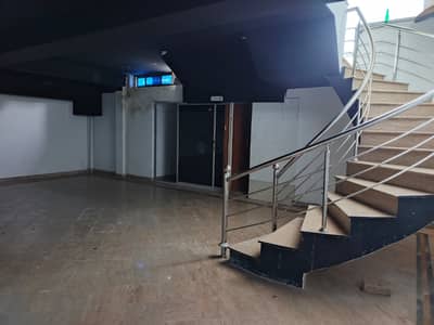 4 Marla Basement For Rent In DHA Phase 4, Block DD, Lahore Spacious Hall