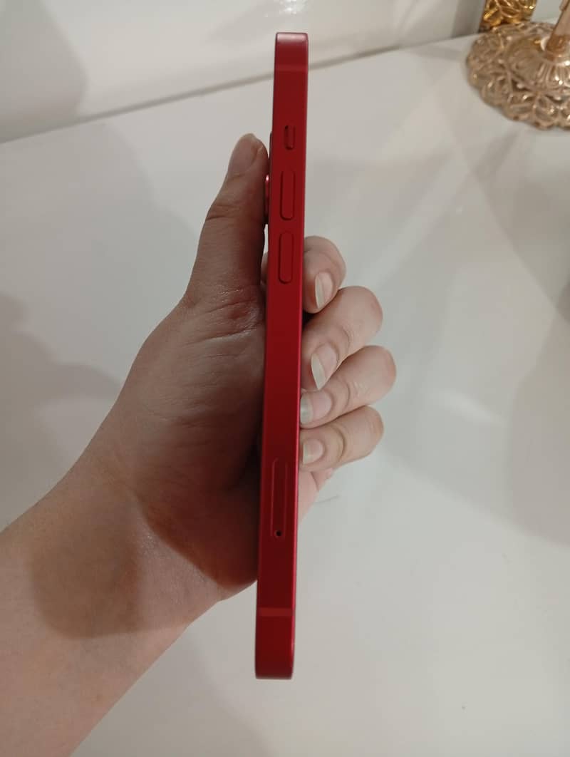 Apple iPhone 13 3