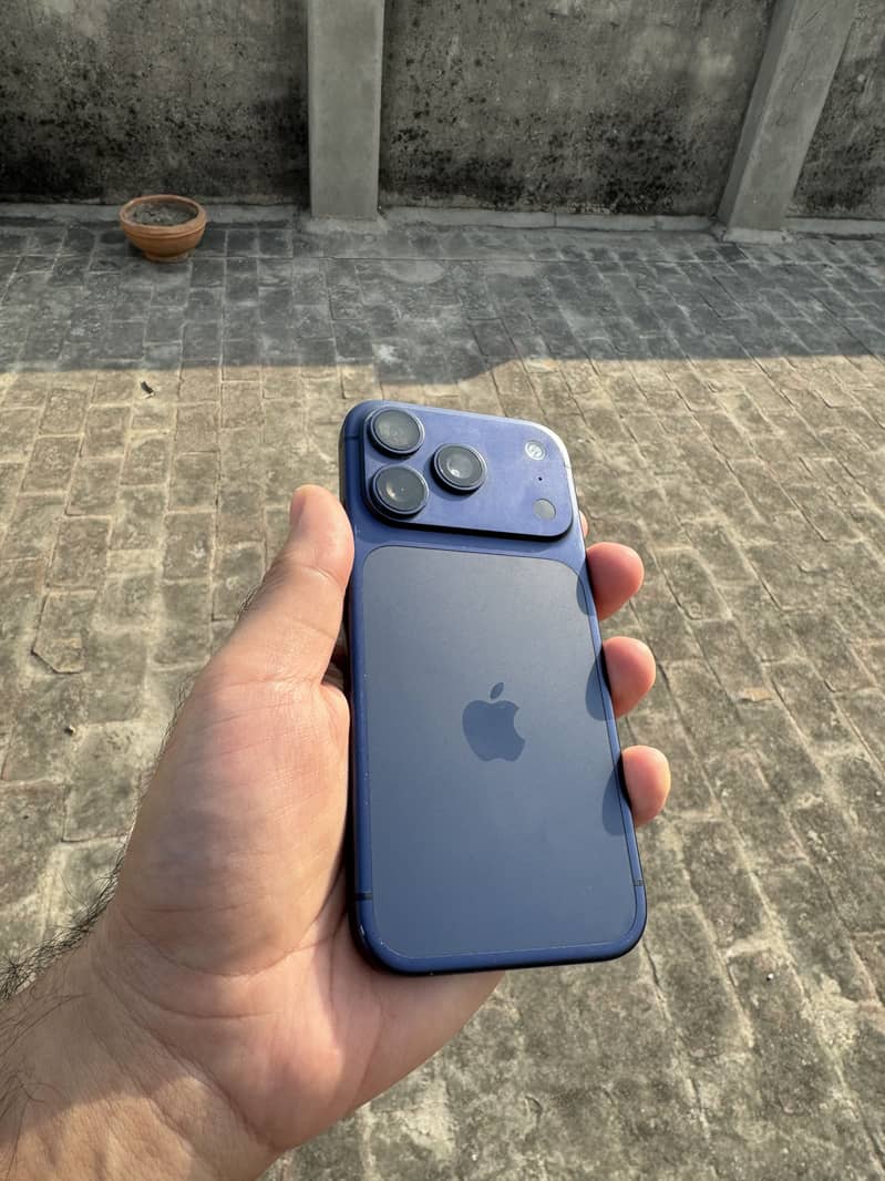 Apple iPhone 17 Pro 5