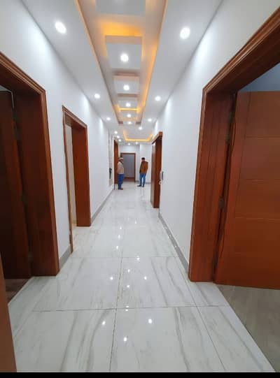 14 Marla Tile Flooring Upper Portion Gas Electric Separate Boring Supply & Parking G-13/3